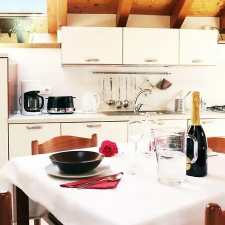 卡泰尔公寓 公寓 *